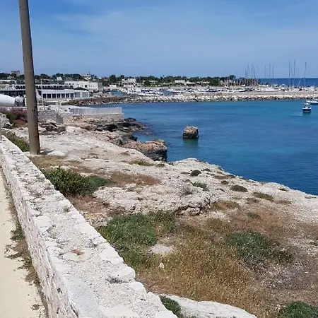 Casa Dei Sospiri * Polignano a Mare